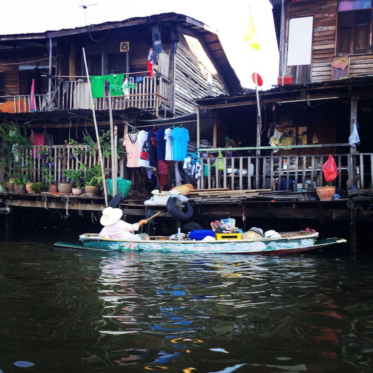 Long tail river&nbsp;boat